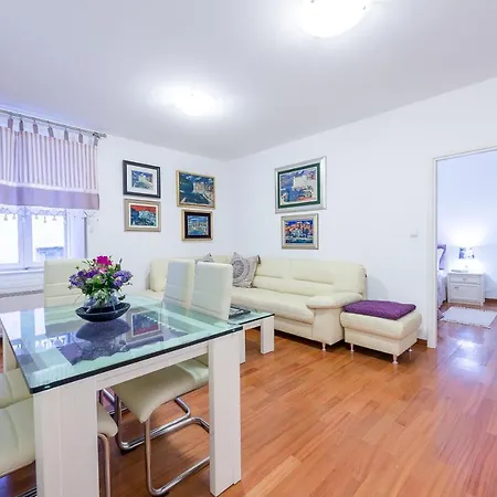 Old Town Charming Retreat - Stradun 아파트